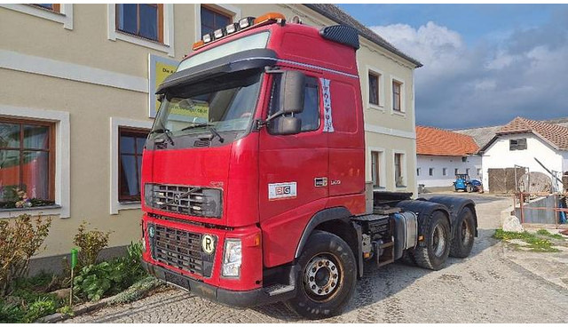 Volvo FH16.660 Schwerlast Sattelzugmaschine 6x4 - Sunkvežimis: foto 1 Volvo FH16.660 Schwerlast Sattelzugmaschine 6x4 - Sunkvežimis: foto 1