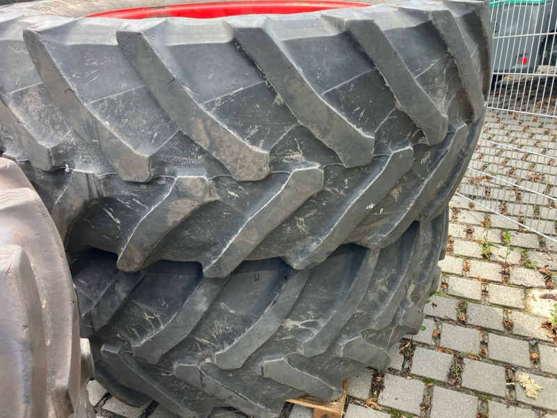 Fendt 724 Profi Plus inkl. 2. Radsatz/ EGNOS- Signal - Traktorius: foto 3 Fendt 724 Profi Plus inkl. 2. Radsatz/ EGNOS- Signal - Traktorius: foto 3