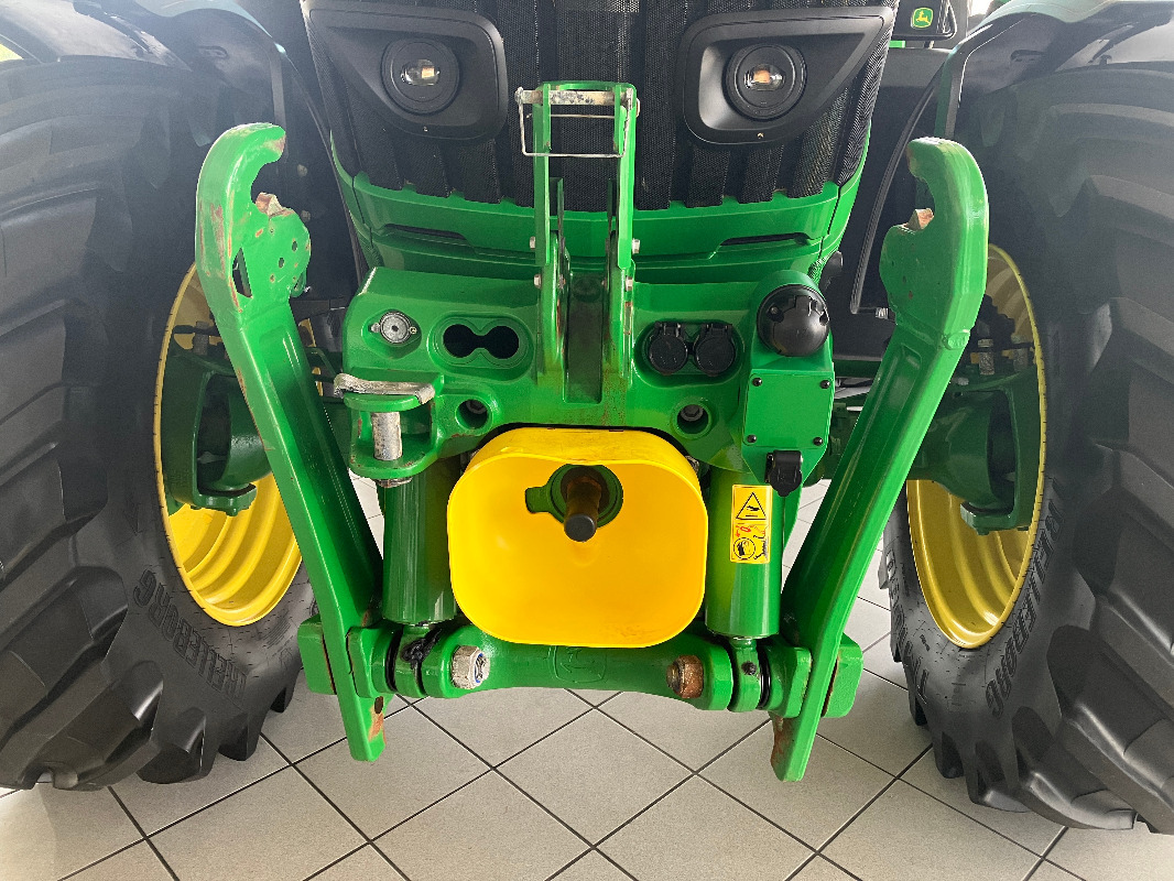 John Deere 6R185 - Traktorius: foto 4 John Deere 6R185 - Traktorius: foto 4