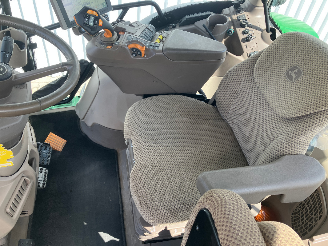 John Deere 6R185 - Traktorius: foto 4 John Deere 6R185 - Traktorius: foto 4