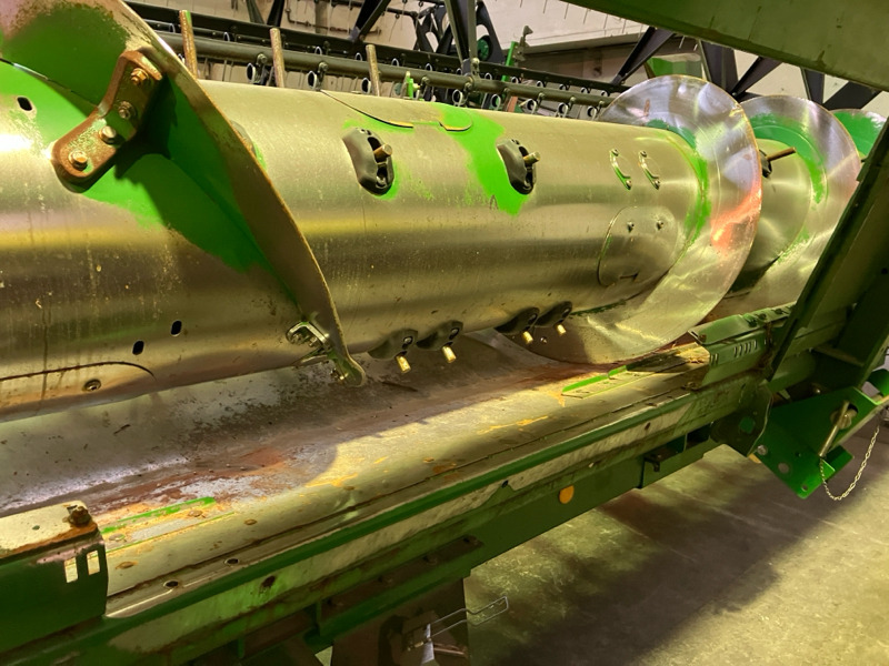 John Deere T560 mit 622R Schneidwerk - Derliaus nuėmimo kombainas: foto 4 John Deere T560 mit 622R Schneidwerk - Derliaus nuėmimo kombainas: foto 4