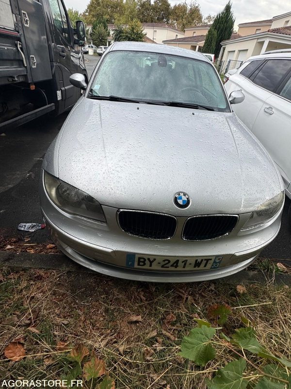 BMW SERIE 1 118d - Lengvasis automobilis: foto 5 BMW SERIE 1 118d - Lengvasis automobilis: foto 5
