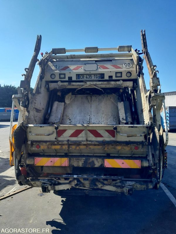 BOM DI 26T SCANIA GO (5614-VPIDF-66ICAM571X) - Šiukšliavežis: foto 5 BOM DI 26T SCANIA GO (5614-VPIDF-66ICAM571X) - Šiukšliavežis: foto 5