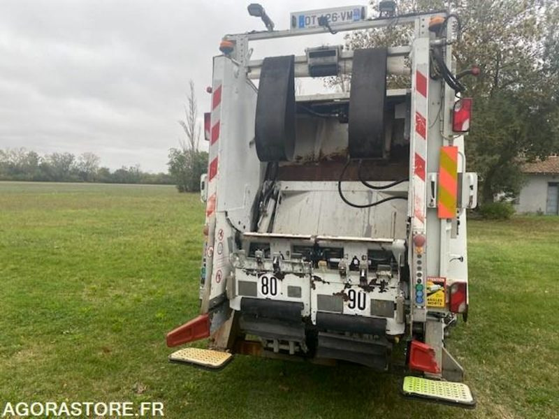 BOM SCANIA P 380 - 2015 - 164 000km - Šiukšliavežis: foto 4 BOM SCANIA P 380 - 2015 - 164 000km - Šiukšliavežis: foto 4