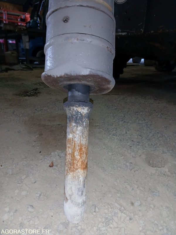 BRH MONTABERT SC16 Arden QA10 - Hidraulinis kūjis: foto 2 BRH MONTABERT SC16 Arden QA10 - Hidraulinis kūjis: foto 2