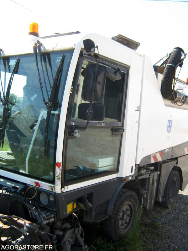 Balayeuse SCHMIDT Cleango 500 - Gatvių šlavimo mašina: foto 1 Balayeuse SCHMIDT Cleango 500 - Gatvių šlavimo mašina: foto 1