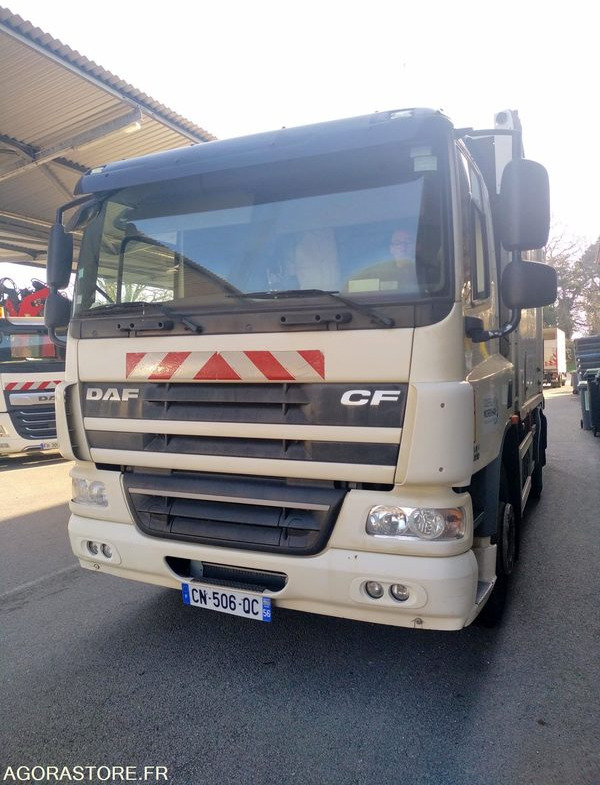Benne à ordures ménagères 19 tonnes - Šiukšliavežis: foto 2 Benne à ordures ménagères 19 tonnes - Šiukšliavežis: foto 2