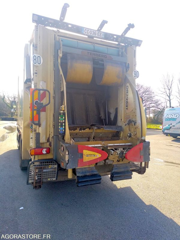 Benne à ordures ménagères 19 tonnes - Šiukšliavežis: foto 1 Benne à ordures ménagères 19 tonnes - Šiukšliavežis: foto 1