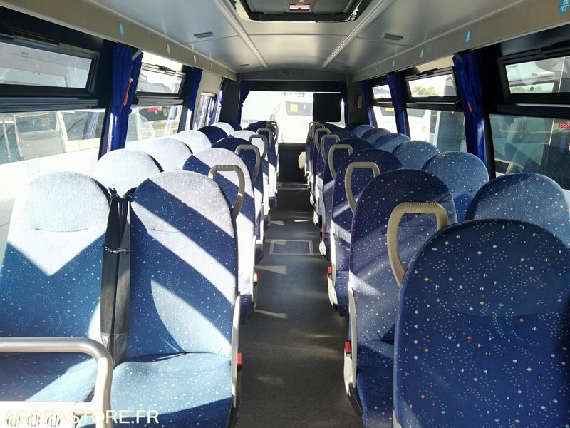 Bus Iveco UNVI 70C17 - 2017 - 120 000 km - Mokyklinis autobusas: foto 5 Bus Iveco UNVI 70C17 - 2017 - 120 000 km - Mokyklinis autobusas: foto 5
