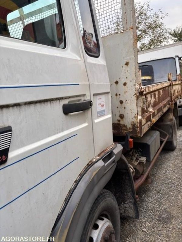 CAMION BENNE RENAULT S135 MIDLINER 1995 204000 KM - Savivartis sunkvežimis: foto 3 CAMION BENNE RENAULT S135 MIDLINER 1995 204000 KM - Savivartis sunkvežimis: foto 3