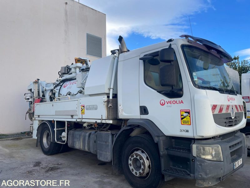 CAMION RENAULT19 HYDROCURER HUWER - 2018 / 341 258 KM - Asenizatorius: foto 1 CAMION RENAULT19 HYDROCURER HUWER - 2018 / 341 258 KM - Asenizatorius: foto 1