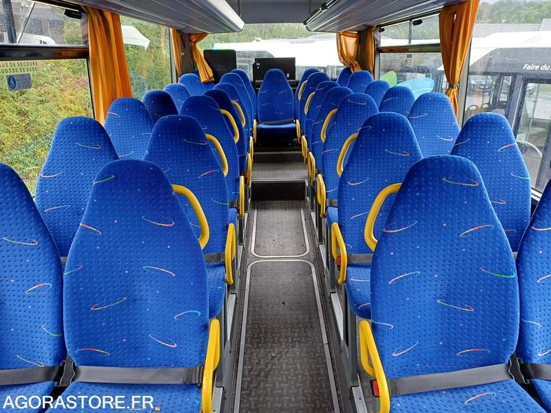 CAR MERCEDES INTOURO N° 11389 MEC 2010 / 400 000KM/ AJ-859-EH - Mokyklinis autobusas: foto 4 CAR MERCEDES INTOURO N° 11389 MEC 2010 / 400 000KM/ AJ-859-EH - Mokyklinis autobusas: foto 4