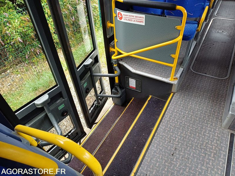 CAR MERCEDES INTOURO N° 11389 MEC 2010 / 400 000KM/ AJ-859-EH - Mokyklinis autobusas: foto 2 CAR MERCEDES INTOURO N° 11389 MEC 2010 / 400 000KM/ AJ-859-EH - Mokyklinis autobusas: foto 2