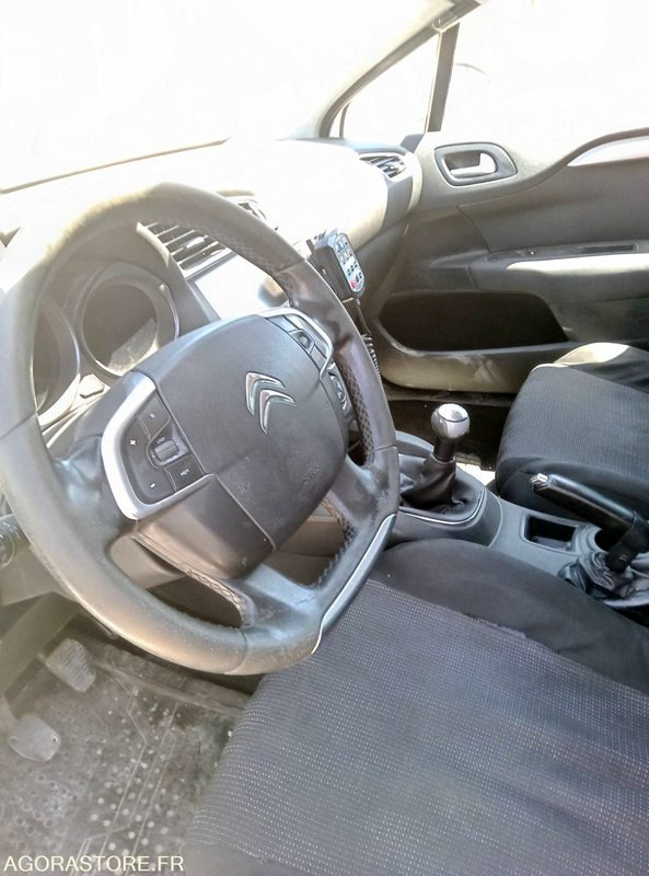 CITROEN C4 - Lengvasis automobilis: foto 1 CITROEN C4 - Lengvasis automobilis: foto 1