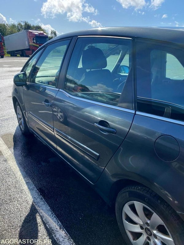CITROEN PICASSO // CT-011-LS // 2013 - 215 102 KM - Lengvasis automobilis: foto 2 CITROEN PICASSO // CT-011-LS // 2013 - 215 102 KM - Lengvasis automobilis: foto 2