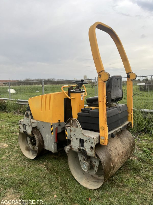 COMPACTEUR DOUBLE BILLE - Volas: foto 2 COMPACTEUR DOUBLE BILLE - Volas: foto 2