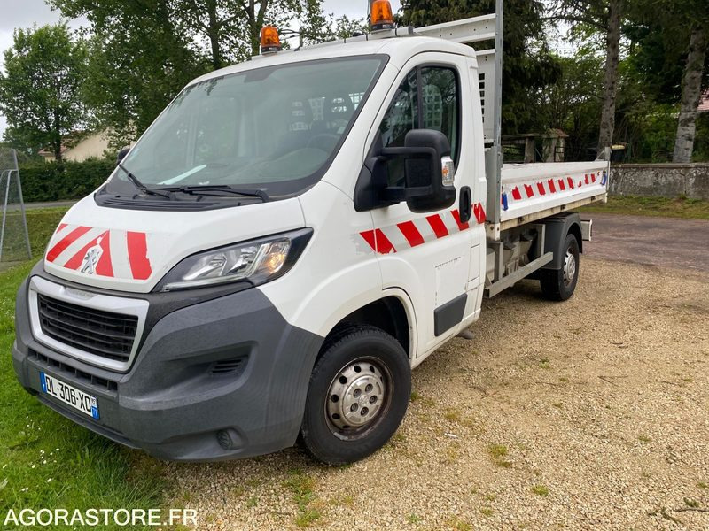 Camion benne Peugeot BOXER - 2014 - 70 000km - TURBO NEUF / PNEUS NEUFS - Mažas savivartis: foto 1 Camion benne Peugeot BOXER - 2014 - 70 000km - TURBO NEUF / PNEUS NEUFS - Mažas savivartis: foto 1