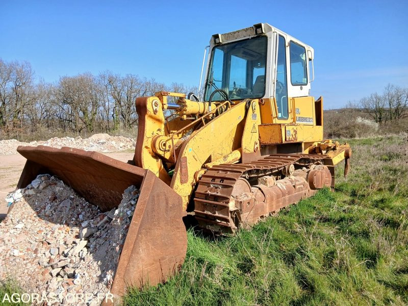 Chargeuse LIEBHERR 2001 - Krautuvas: foto 1 Chargeuse LIEBHERR 2001 - Krautuvas: foto 1