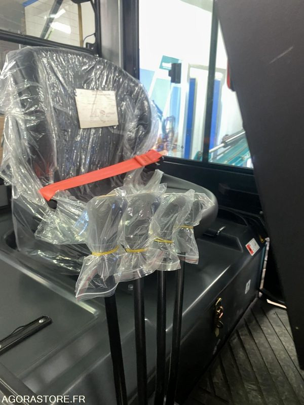 Chariot élévateur BAOLI KBE25N 2T5 ELECTRIQUE CABINE - Elektrinis krautuvas: foto 5 Chariot élévateur BAOLI KBE25N 2T5 ELECTRIQUE CABINE - Elektrinis krautuvas: foto 5