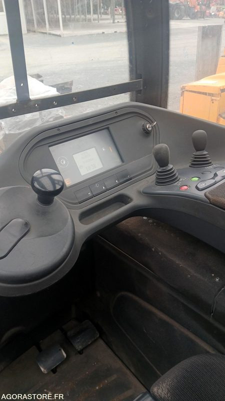 Chariot frontal - Fenwick - 2014 - R16 - Krautuvas su šakėmis: foto 3 Chariot frontal - Fenwick - 2014 - R16 - Krautuvas su šakėmis: foto 3