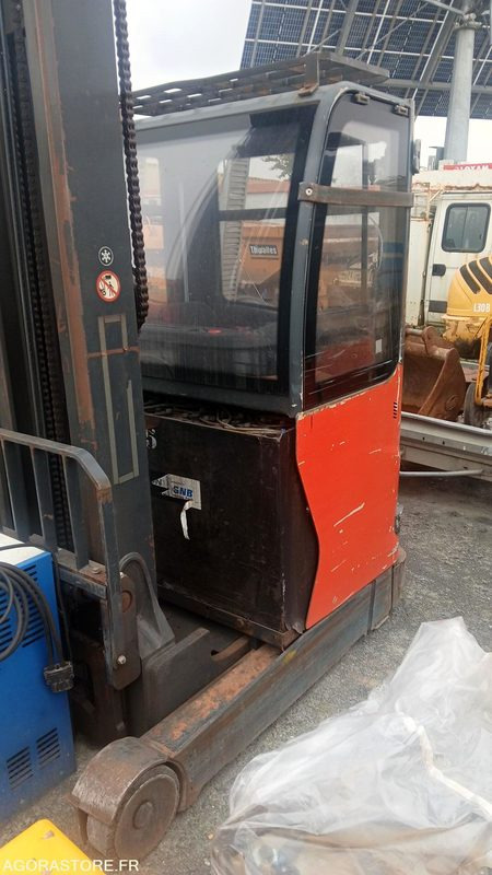 Chariot frontal - Fenwick - 2014 - R16 - Krautuvas su šakėmis: foto 1 Chariot frontal - Fenwick - 2014 - R16 - Krautuvas su šakėmis: foto 1