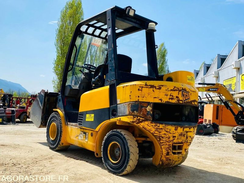 Chariot télescopique Teletruk JCB TLT30D - Année 2004 - 3870 h - Teleskopinis krautuvas: foto 3 Chariot télescopique Teletruk JCB TLT30D - Année 2004 - 3870 h - Teleskopinis krautuvas: foto 3