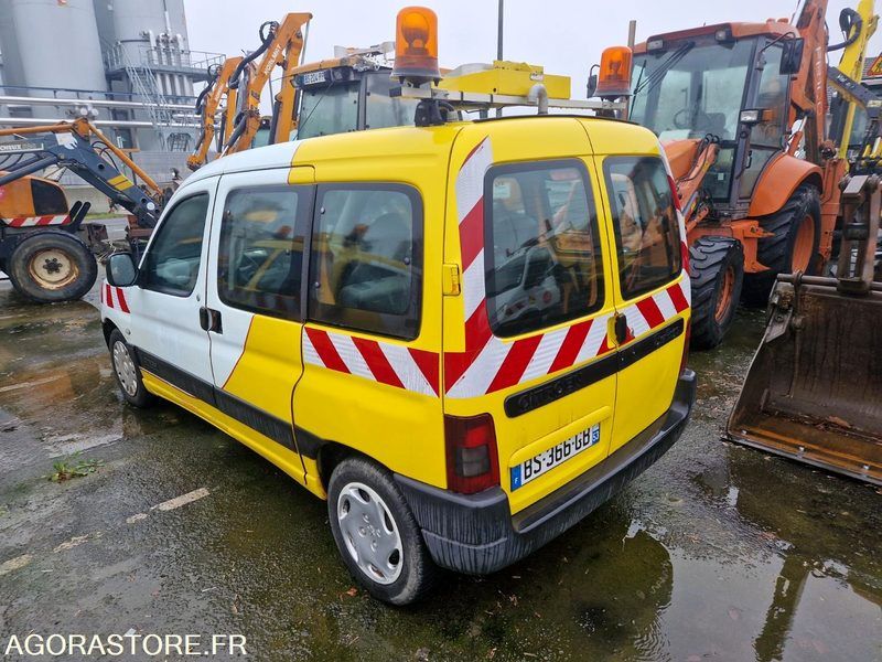 Citroën Berlingo - BS366GB - Lengvasis automobilis: foto 4 Citroën Berlingo - BS366GB - Lengvasis automobilis: foto 4