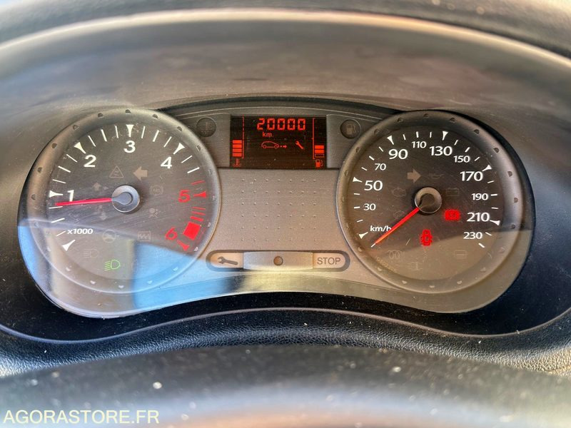 Clio III - Lengvasis automobilis: foto 3 Clio III - Lengvasis automobilis: foto 3