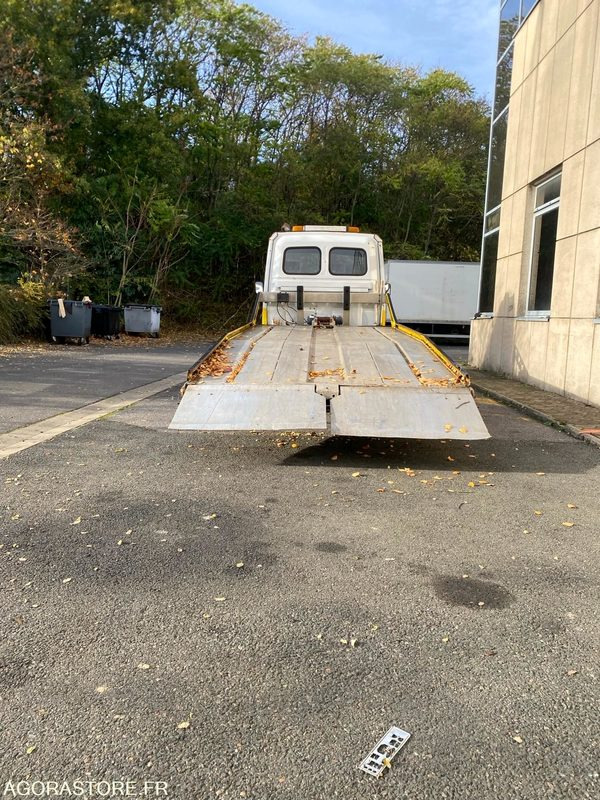 DEPANNEUSE RENAULT 187000 KM - Mažas savivartis: foto 4 DEPANNEUSE RENAULT 187000 KM - Mažas savivartis: foto 4