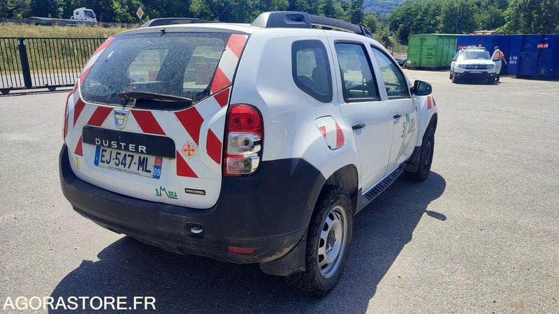Dacia Duster - Visureigis: foto 4 Dacia Duster - Visureigis: foto 4
