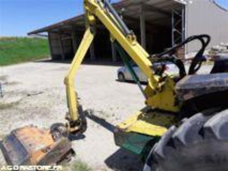 Débroussailleuse épareuse Norémat Tonica M50 - 1999 / 8000 heures - Smulkintuvas su manipuliatoriumi: foto 3 Débroussailleuse épareuse Norémat Tonica M50 - 1999 / 8000 heures - Smulkintuvas su manipuliatoriumi: foto 3