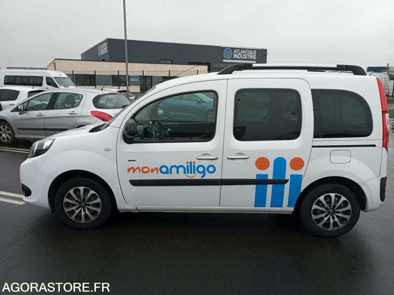 EZ-962-SA - Roulant - RENAULT KANGOO - VP - 178 777 Kms - Lengvasis automobilis: foto 4 EZ-962-SA - Roulant - RENAULT KANGOO - VP - 178 777 Kms - Lengvasis automobilis: foto 4