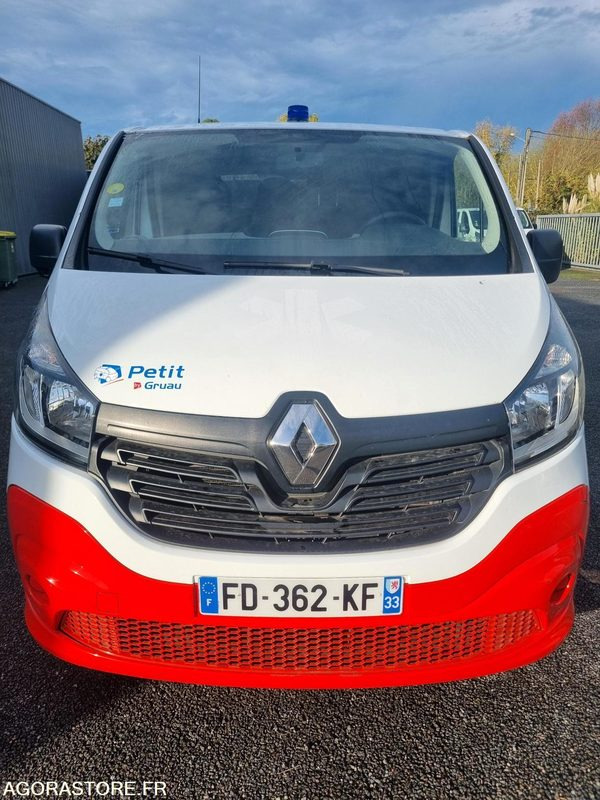 FD-362-KF - Non Roulant - RENAULT TRAFIC III - VASP - 195 000 Kms - Greitosios pagalbos automobilis: foto 3 FD-362-KF - Non Roulant - RENAULT TRAFIC III - VASP - 195 000 Kms - Greitosios pagalbos automobilis: foto 3