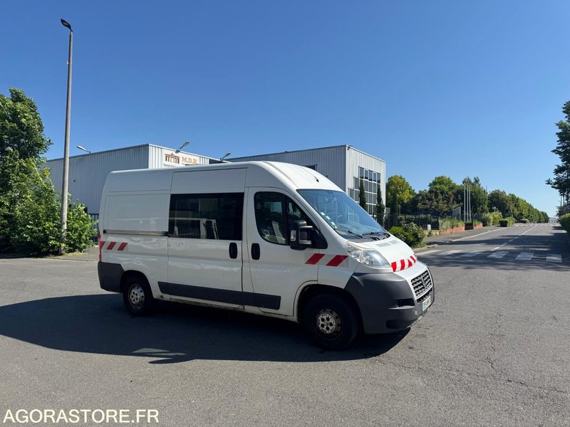 FIAT DUCATO 133 000 KM 7 PLACES - Krovininis mikroautobusas: foto 4 FIAT DUCATO 133 000 KM 7 PLACES - Krovininis mikroautobusas: foto 4
