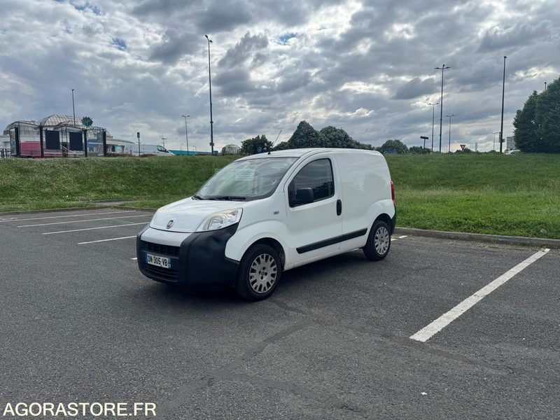 FIAT FIORINO 140 000 KM ANNÉE 2015 - Mažas furgonas: foto 2 FIAT FIORINO 140 000 KM ANNÉE 2015 - Mažas furgonas: foto 2