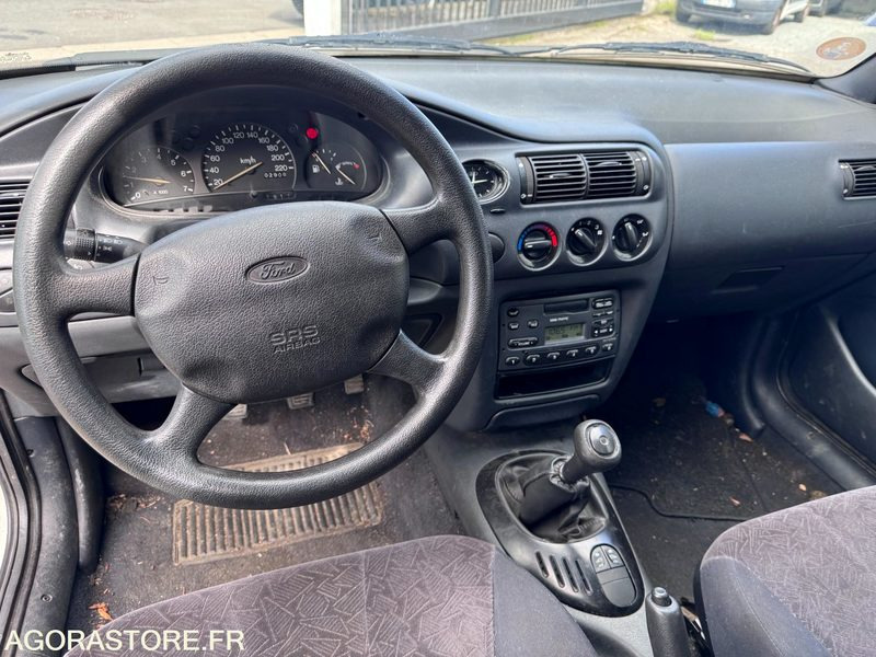 FORD ESCORT 1.4I 73CH - 1998 - 202907KMS - Lengvasis automobilis: foto 2 FORD ESCORT 1.4I 73CH - 1998 - 202907KMS - Lengvasis automobilis: foto 2