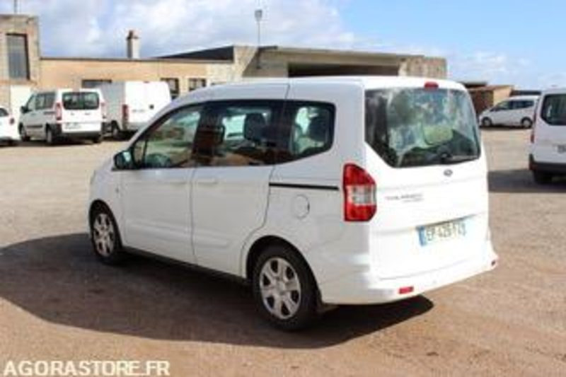 FORD TOURNEO - 2017 - 178 348 KMS - EP426FZ - Mažas furgonas: foto 4 FORD TOURNEO - 2017 - 178 348 KMS - EP426FZ - Mažas furgonas: foto 4