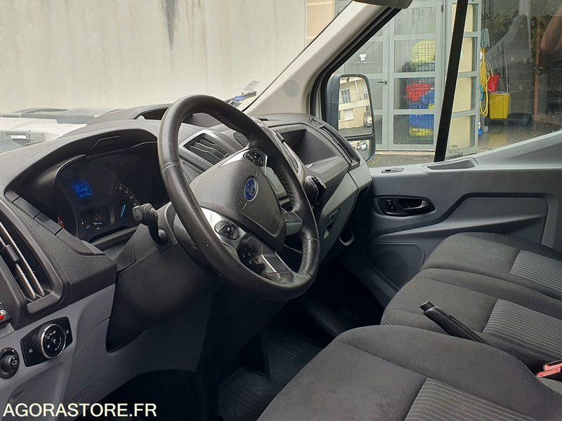 FORD TRANSIT AD BLUE 92178kms 2017 - Furgonas su krovinių dėže: foto 5 FORD TRANSIT AD BLUE 92178kms 2017 - Furgonas su krovinių dėže: foto 5
