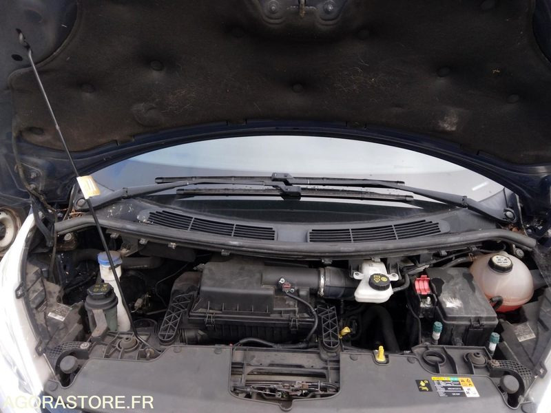 FORD - TRANSIT - Non roulant - 2015 (202 500km) - Mikroautobusas, Keleivinis furgonas: foto 4 FORD - TRANSIT - Non roulant - 2015 (202 500km) - Mikroautobusas, Keleivinis furgonas: foto 4