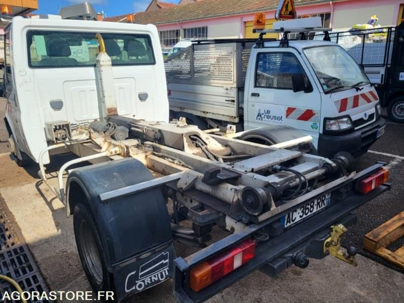 FORD transit avec système ampirol (sans contrôle technique) - Mažas savivartis: foto 3 FORD transit avec système ampirol (sans contrôle technique) - Mažas savivartis: foto 3