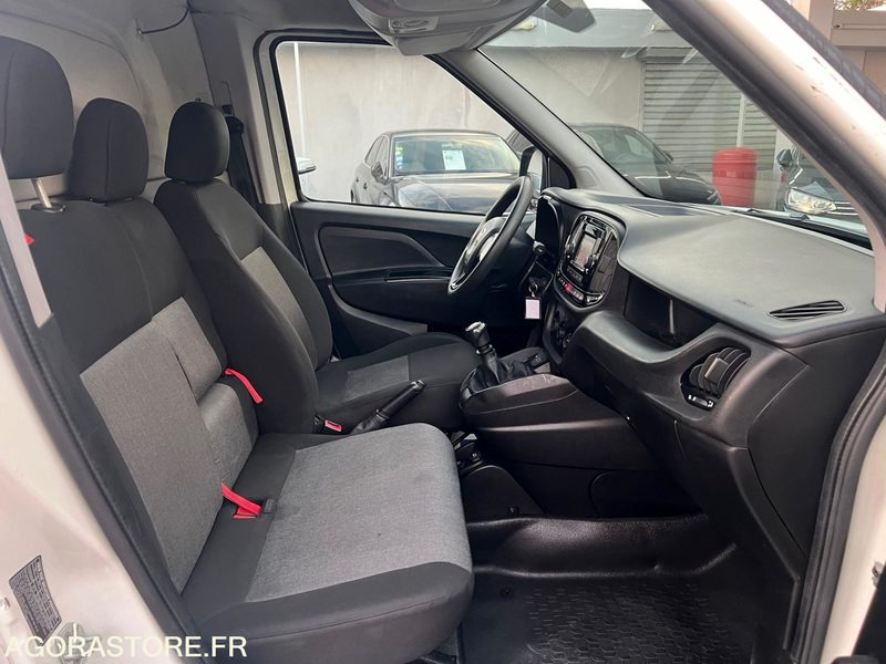Furgonas šaldytuvas Fiat Doblo Cargo Maxi - 2019 - 60 000km: foto 11