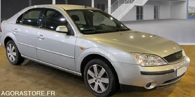 Ford Mondeo 1.8I - 125 GHIA .CT-OK passé et accepté pour 2 ans - Lengvasis automobilis: foto 4 Ford Mondeo 1.8I - 125 GHIA .CT-OK passé et accepté pour 2 ans - Lengvasis automobilis: foto 4