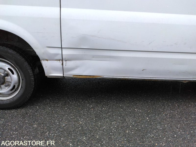 Fourgon Ford Transit - Krovininis mikroautobusas: foto 4 Fourgon Ford Transit - Krovininis mikroautobusas: foto 4