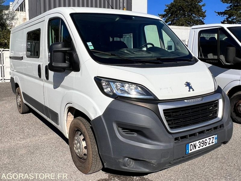 Fourgon utilitaire Peugeot Boxer 2,2l HDI 130cv - Année 2015 - 235000kms - Krovininis mikroautobusas: foto 1 Fourgon utilitaire Peugeot Boxer 2,2l HDI 130cv - Année 2015 - 235000kms - Krovininis mikroautobusas: foto 1
