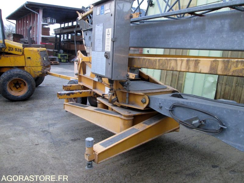 GRUE - POTAIN HD 10 A - TRES BON ETAT - Bokštinis kranas: foto 4 GRUE - POTAIN HD 10 A - TRES BON ETAT - Bokštinis kranas: foto 4