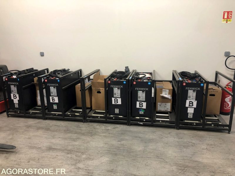 Gerbeur à plateforme élevable - Keltuvas: foto 5 Gerbeur à plateforme élevable - Keltuvas: foto 5
