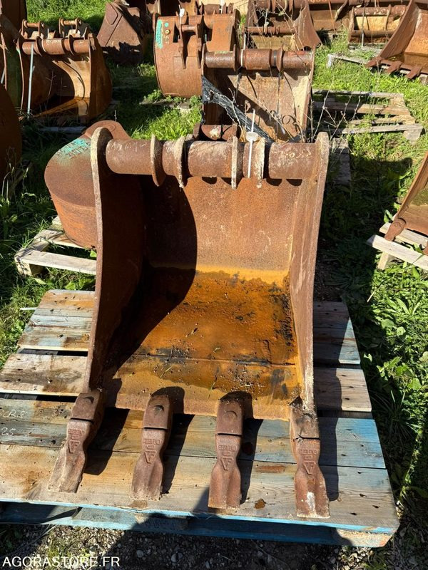 Godet 700mm Morin 3 - Kaušas - Statybinė technika: foto 1 Godet 700mm Morin 3 - Kaušas - Statybinė technika: foto 1