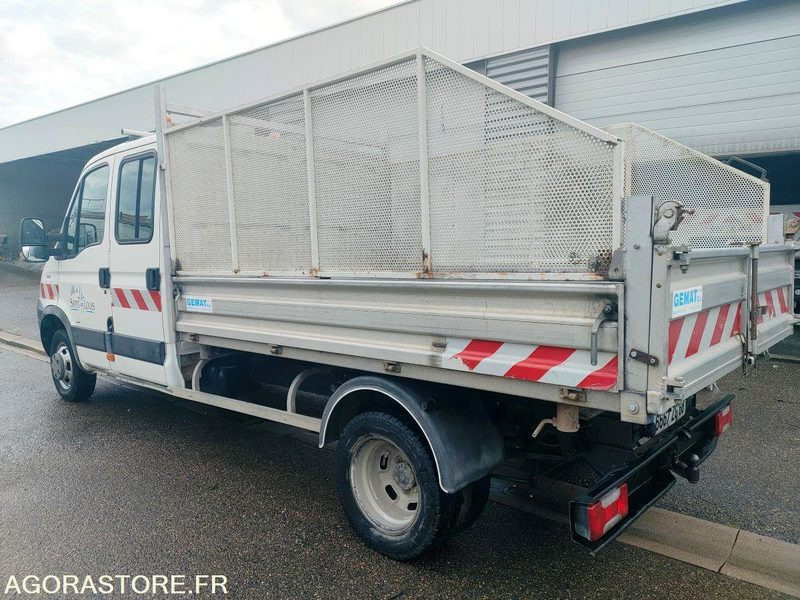IVECO 35C12D - Krovininis mikroautobusas: foto 5 IVECO 35C12D - Krovininis mikroautobusas: foto 5