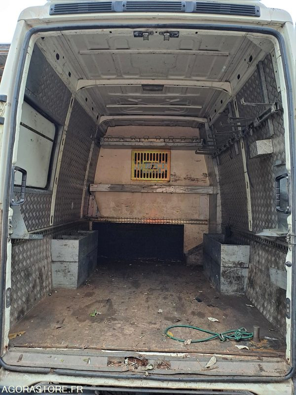 IVECO | 35S12 | 2007 | 99665KM - Krovininis mikroautobusas: foto 3 IVECO | 35S12 | 2007 | 99665KM - Krovininis mikroautobusas: foto 3