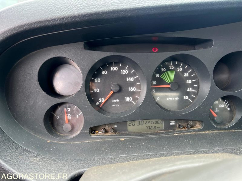 IVECO BENNE 35C12 - Mažas savivartis: foto 5 IVECO BENNE 35C12 - Mažas savivartis: foto 5